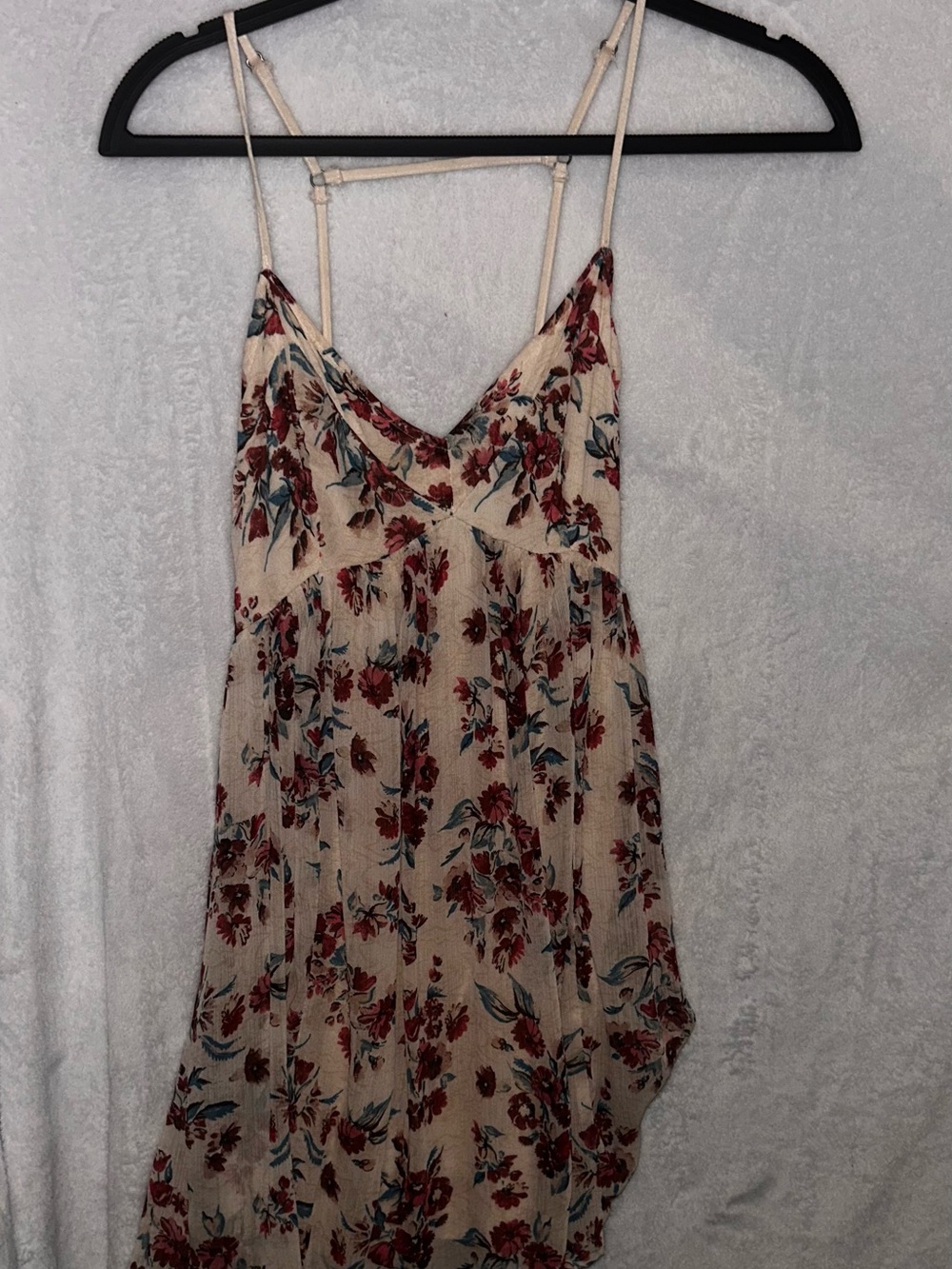 Hollister Cream Floral Spaghetti-Strap Cami with Red and Blue Accents